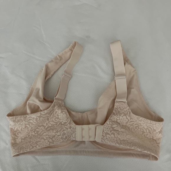 Breezies Floral Lace Wirefree Support Bra - champagne (sz 34C) A288000 - Picture 3 of 4